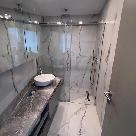 Flat With Excellent Location And View In Beyoglu