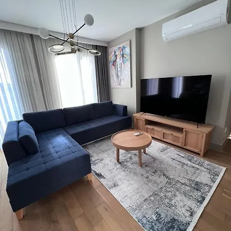 Flat With Excellent Location And View In Beyoglu * Κωνσταντινούπολη