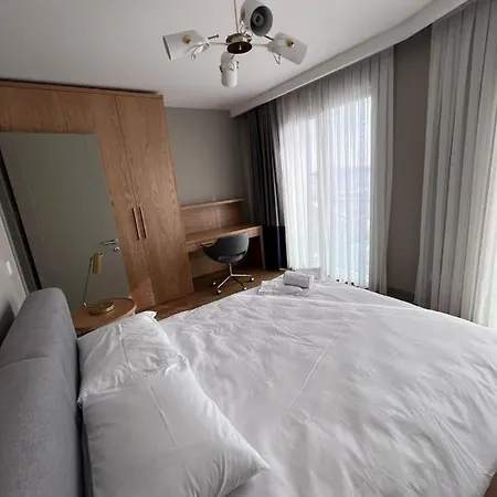 Apartment Flat With Excellent Location And View In Beyoglu *